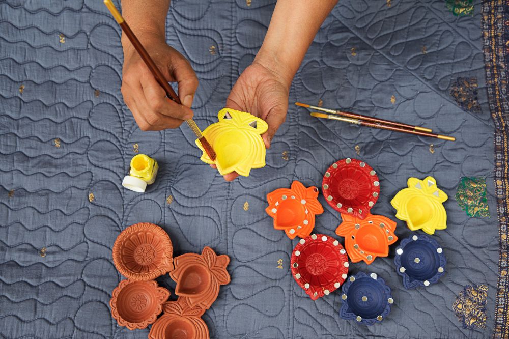 4 Diya Decoration Ideas For Kids: Simple Yet Creative