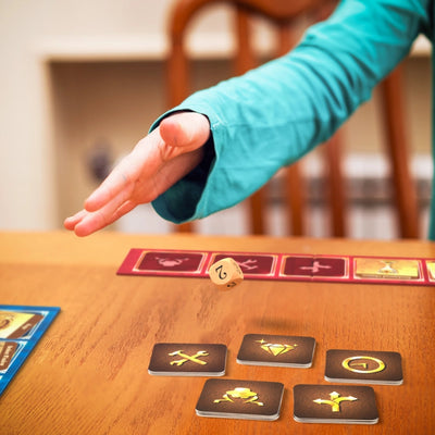 🎁 Catch The Crook | Strategy & mystery board game (ages 8+)- Free Gift